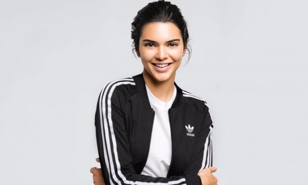 Η Adidas ενσωματώνει την αγορά της Κίνας για να μεταδώσει ένα μήνυμα σταθερότητας